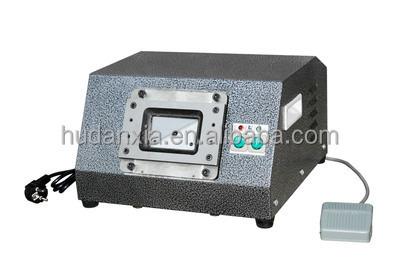 China PVC /pet digital plastic cutter /PVC /pet /teslin teslin/electric PVC puncher for sale