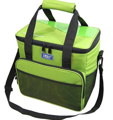 China Large Capacity Waterproof Wholesale Shoulder Strap 2 Layers Insulated Bag Lunch Delivery Food Carry Bag Outdoor Picnic Cooler Bags for sale