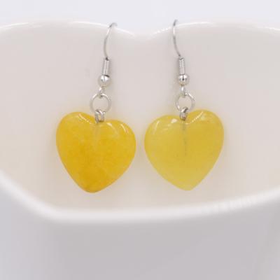 China Crystal Craft Crystal Craft 20mm Natural Beeswax Stone Quartz Heart Earring Available Multi Crystal Natural Heart Shaped Earring Crystal for sale