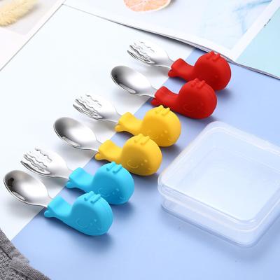 China New Arrival Viable Silicone Handle Stage One Stainless Steel Kids Cutlery 6 Months Baby Training Fork And Spoon Set With Box for sale