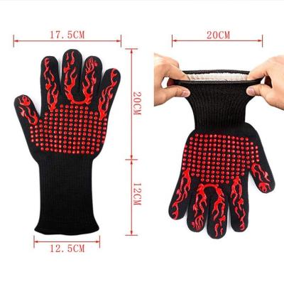 China Easily Cleaned Barbecue Gloves 1472F Heat Resistant 800 Degrees Cooking Insulation Gloves Large for sale