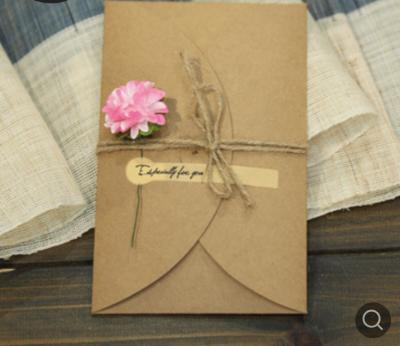 China Recyclable Vintage Kraft Paper Hand Dried Flower Greeting Cards Personality DIY Holiday Business Creative Greeting Cards for sale