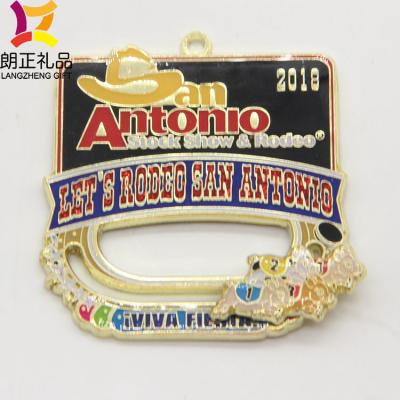 China Europe Soft Enamel Metal Fiesta Medal Souvenir With Pendant for sale