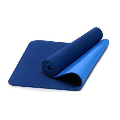 China Environmental Non-Toxic Double Color Non-Toxic Exercise Mat Fitness 4mm Estera PVC PVC Strip Yoga Mat for sale