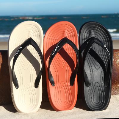 China 2021new lightweight flip flops worn by summer couples on the beach for sale