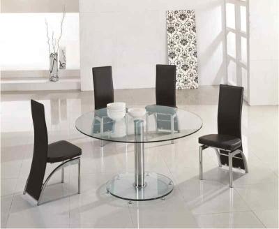 China Beautifully Designed Modern Chrome Dining Room Glass Table and Set of 4 Chairs for sale