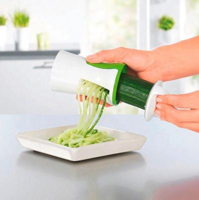 China Kitchen Viable Vegetable Spiralizer Fruit Grater Spiral Slicer Cutter Spiralizer For Carrot Cucumber for sale