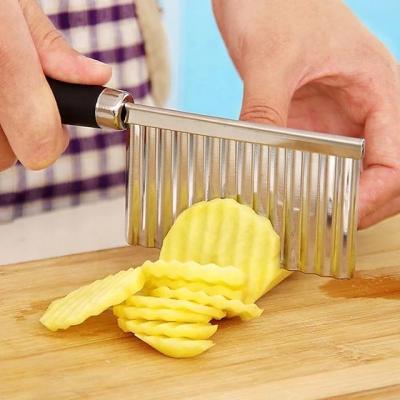 China Sustainable Cutting Tool Wave Edged Tool Stainless Steel French Fries Cutter Serrated Blade Potato Cutter for sale