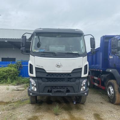 China CHENGLONG Cargo Truck 4x2 180HP Mid Size Truck For Logistics Transportation 8300*2450*2650mm for sale