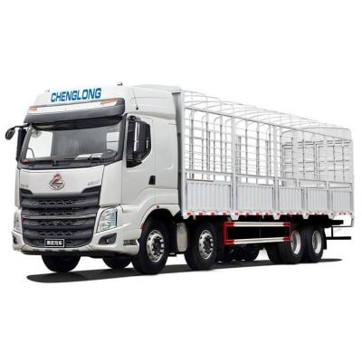 China Best and cheapest heavy cargo truck H7 8x4 truck for transport goods > 8L for sale