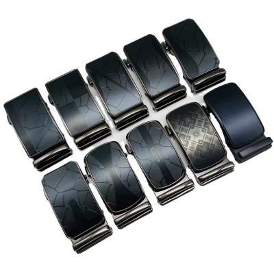 China 2022 Duable Wholesale Relaxation Ratchet Zinc Alloy Men's Automatic Belt Buckles for sale