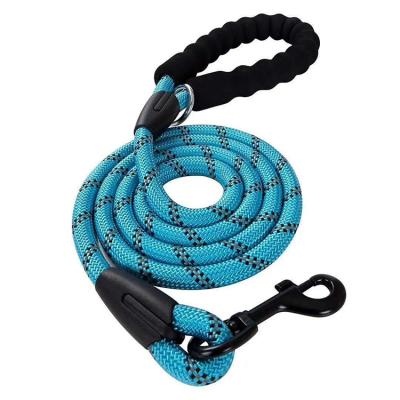 China Thoughtful Comfortable Handle Adjustable Durable Medium Reflect Dogs Pet Lightweight And Large Cat Leash for sale