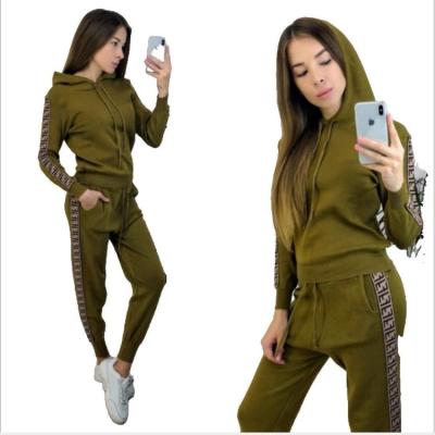 China 2022 wholesale Anti-wrinkle women tracksuit cotton twill custom design casual tracksuit spring pullover women tracksuit sets hooded autumn for sale