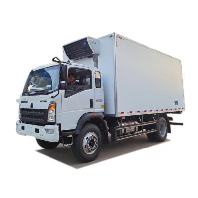 China Fiberglass reinforce export sinotruck howo 5ton 6ton egg cheese food refrigerator truck 8ton america carrier freezer truck for sale