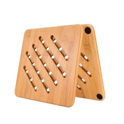 China Sustainable Bamboo Tripod Mat Set Bamboo Table Mat Hot Pot Rack Pads Coasters for sale