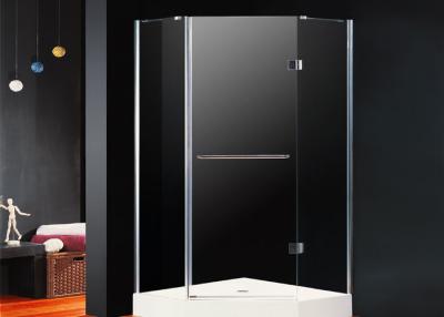 China Pivot Door Shower Enclosures 900 x 900 for sale