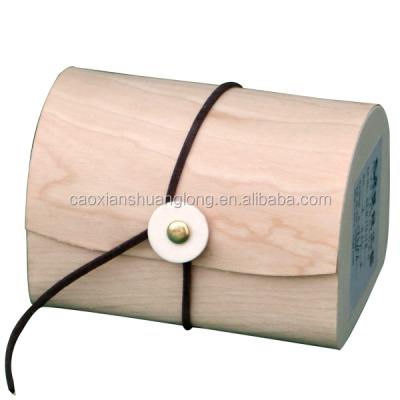 China Handmade Wooden Box Food Packaging Box Paper Packing Box For Game Card for sale