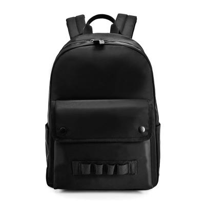 China Unisex Kleiner, weicher Nylon-Rucksack, leichtes Gewicht, schwarze Farbe zu verkaufen