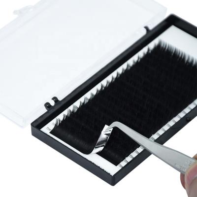 China Volume Lashes Wholesale 20 Rows 8-15mm Super Soft Light Russian Bulk Eyelash Extension Volume Lashes for sale