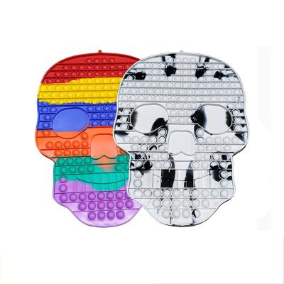 China EE097 Large Size Silicone Skull Push Bubble Restless Person Toys Worry Sensory Chessboard Toys Relax Pushing Person Chess Board for sale