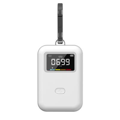 China Mini Portable 900mah Smart Alarm System Indoor Air Quality Meter CO2 Detector W53*D18*H80mm for sale