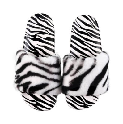 China CUSHIONING Indoor Outdoor Shoes Toe Fuzzy House Slippers Casual Flat Slides Slippers Women's Fur Zebra Print Open Slides Sandals for sale