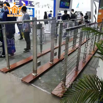 China Modern Stair Railing Glass Railings Luxury Stair Railing for sale