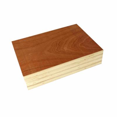 China Traditional Greenland 5*10 Pencil Cedar Wood Packing Plywood 30mm Thickness for sale