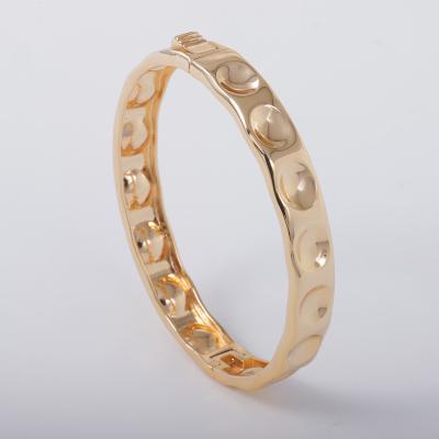 China Trendy Fashion Simple Design Indian Jewelry Gold Plated Bracelet for sale