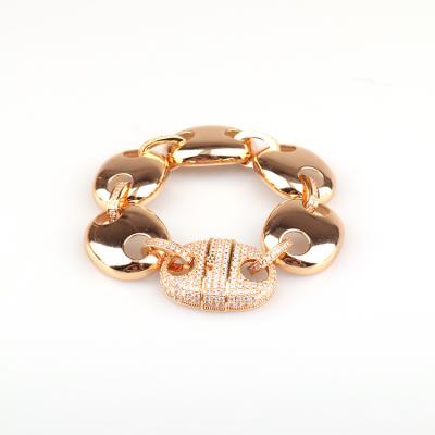 China 2021 New Arrival Fashion Jewelry CLASSIC Gold Plated Link Chain Personalized Lock With Crystal Bracelet for sale