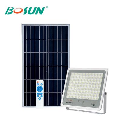 China GEBOSUN SMD Remote Control Sports Stadiums IP66 Outdoor 50w 100w 200w 300w Solar Led Flood Light Solar Powered Led Flood Light for sale