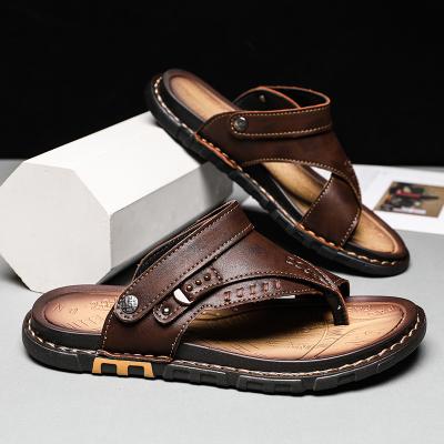 China Fast Shipping Fashion Trend Mens Flip Flops Sandals Microfiber Leather Trim Summer Wholesale Non Slip Pantoufle Homme Logo Slides Footwear Custom Made for sale