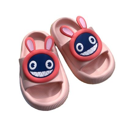 China 2021 hot sale cheap custom massage children's summer cartoon slippers for sale