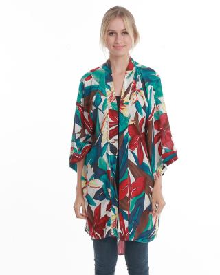 China Low MOQ Breathable Custom Design Floral Printed Women Rayon Poncho Kimono Shawls for sale