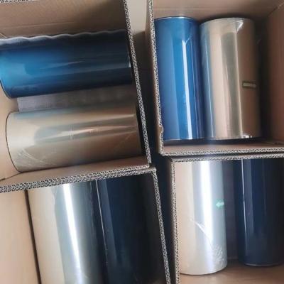 China 300 mm 600 mm UV DTF Film Adhesivo de transferencia en frío PET No para tejidos en venta