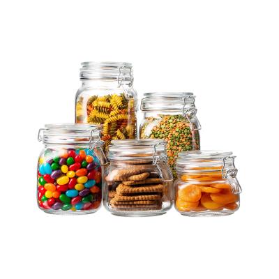 China Various Sizes Sustainable Round Storage Jar With Airtight Clip Glass Lid For Kitchen Storage for sale