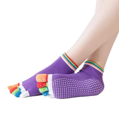 China Wholesale Compression Anti Slip Toe Foot Socks Cotton Yoga Fitness Pilates Grip Socks for sale