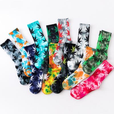 China Hot Sale Antibacterial Custom Design Street Leaf Hip Hop Link Dye Technology Sports Wear Colorful Weed Socks for sale