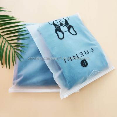 China Hot sale 100% BIODEGRADABLE custom recycle zipper lock bag clothing frosted slider bags with logo for sale