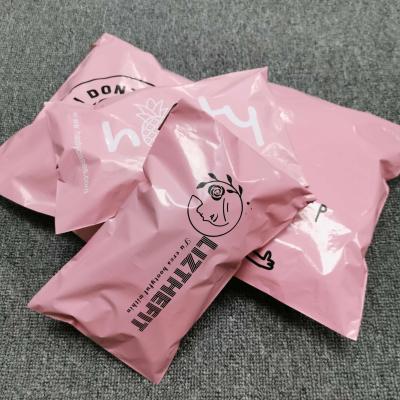 China Mailing Bag With Handle / Mailing Bag With Pocket Custom Light Pink Glossy Color Plastic Mailing Bag Compostable Poly Bags Clothing Mailing Bags For Clothing Package for sale