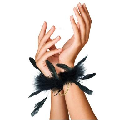 China Luxury Black Color Feather Handcuffs Feather Menottes BDSM Toy With Metal Chain for sale