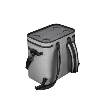 China Wholesale price raincoats fish ice cooler bag 25L with reinforced handle and durable shoulder strap for sale