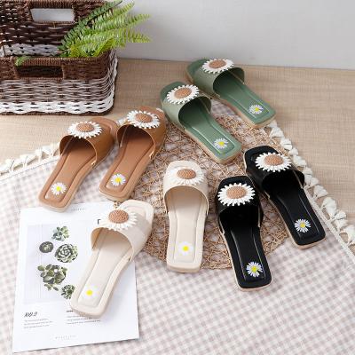 China Fashion trend fashion indoor and outdoor non-slip masonry sandals women's decorative slippers for sale