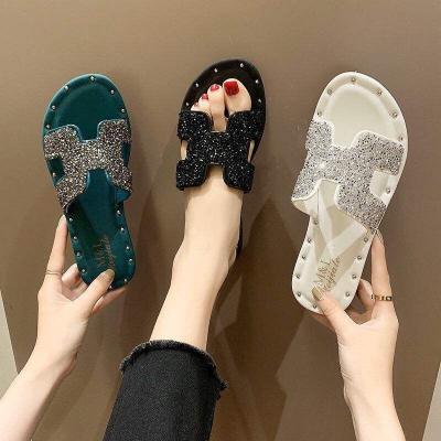 China Fashion trend fashion indoor and outdoor non-slip masonry sandals women's decorative slippers for sale