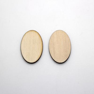 China Wholesale Europe Birthday Wooden Oval Single Wedding Wooden Pieces Slices Gift Tags With Hole For DIY Craft for sale