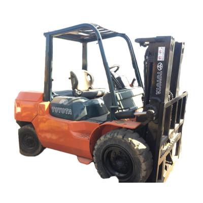 China Building material stores Toyota FD50 5Ton used forklift diesel engine with Japanese S6S engine for sale