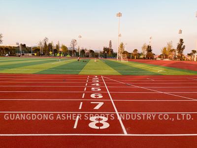 中国 13mm Thickness Tartan Running Track With Low Maintenance Customized 販売のため