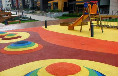 中国 Vibrant Custom EPDM Rubber Running Track Easy Install Exceptional Weather Flexibility 販売のため