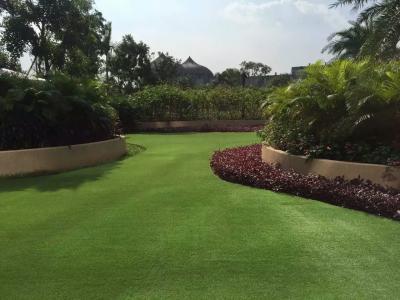 China Fireproof Artificial Grass Turf With 40mm Pile Height Landscaping PE Synthetic Turf à venda