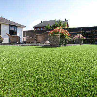 China Natural Look 40mm PE Artificial Grass Synthetic Turf For Patio Backyard à venda